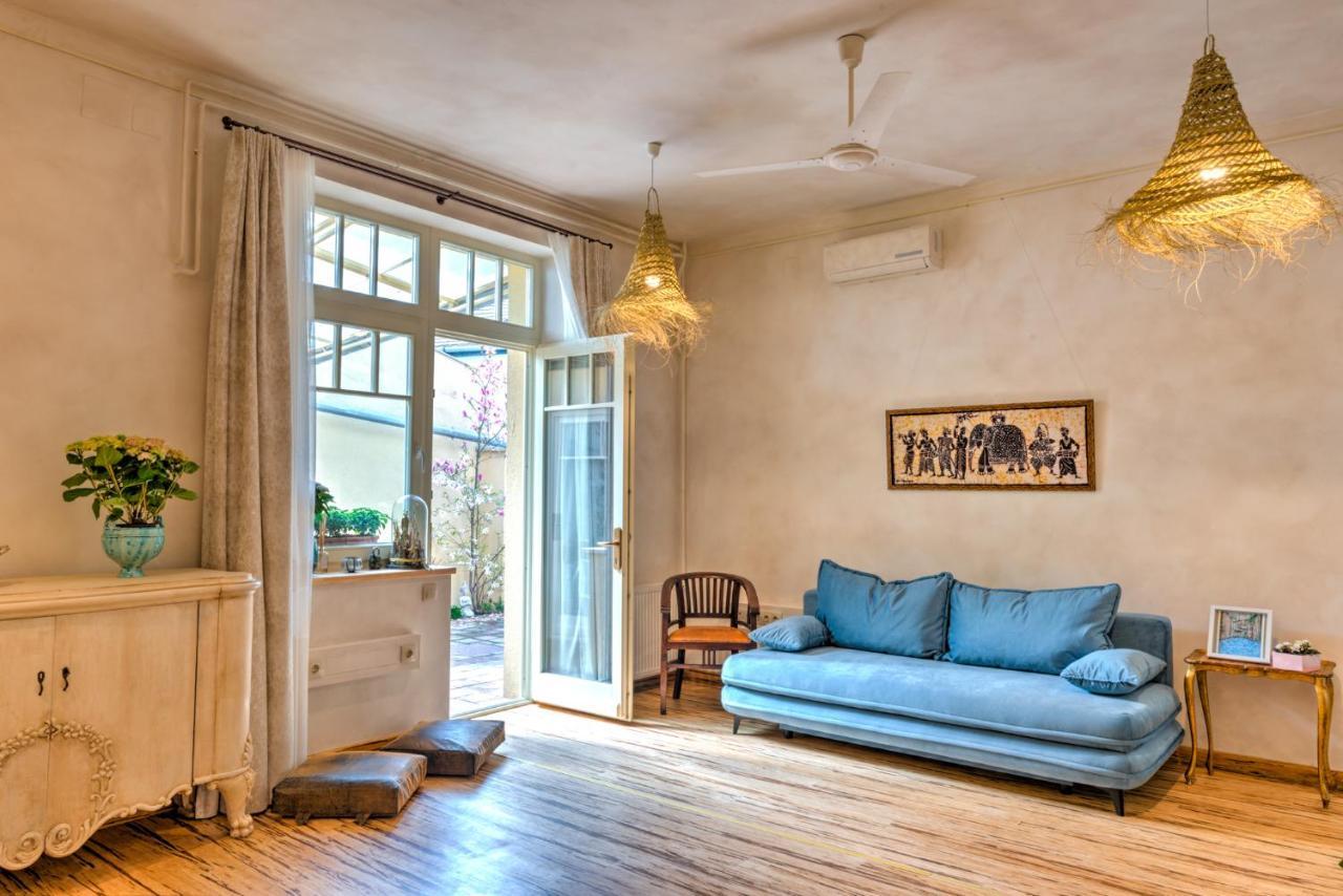 Lotus Apartment Сентендре Экстерьер фото